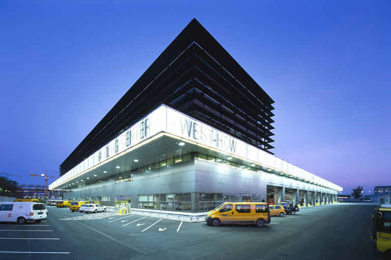 Handling Center West