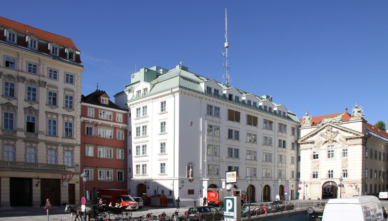 Foto Fassade, saniert TREUSCH architecture